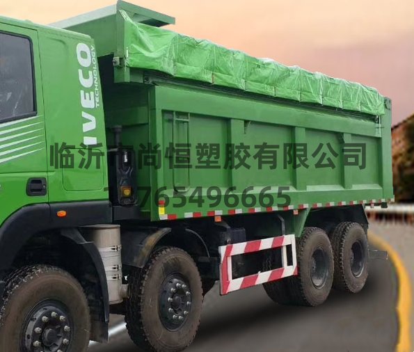 割開車頂超高裝貨？這種做法不可取還違法